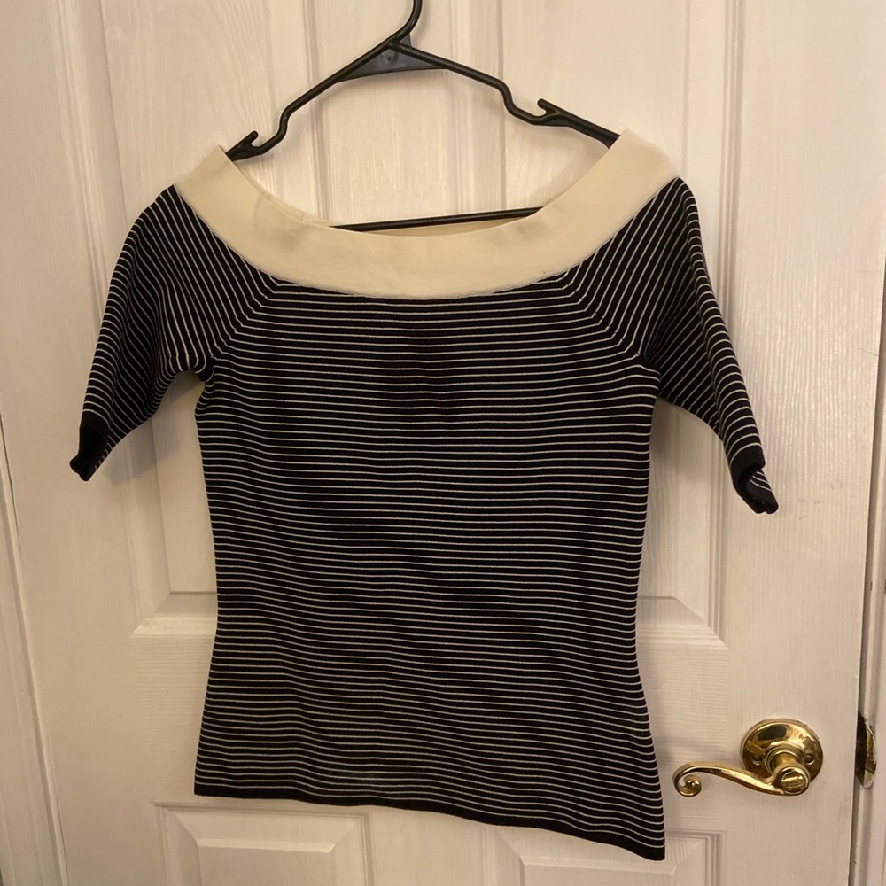 Ann Taylor Off the shoulder Top